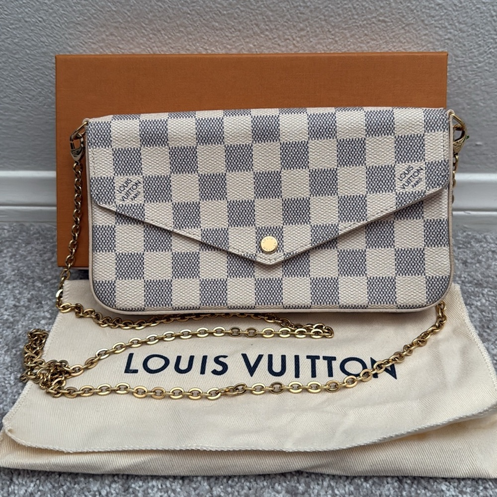 Louis Vuitton Felicie Pochete Damier Azur
